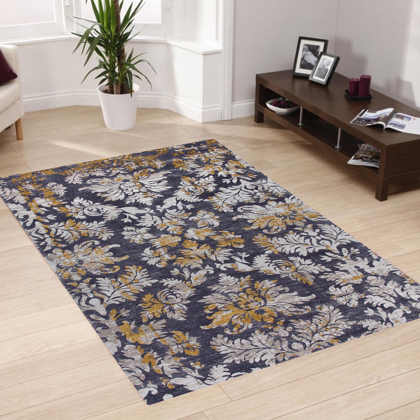 Damask Jacquard Rug